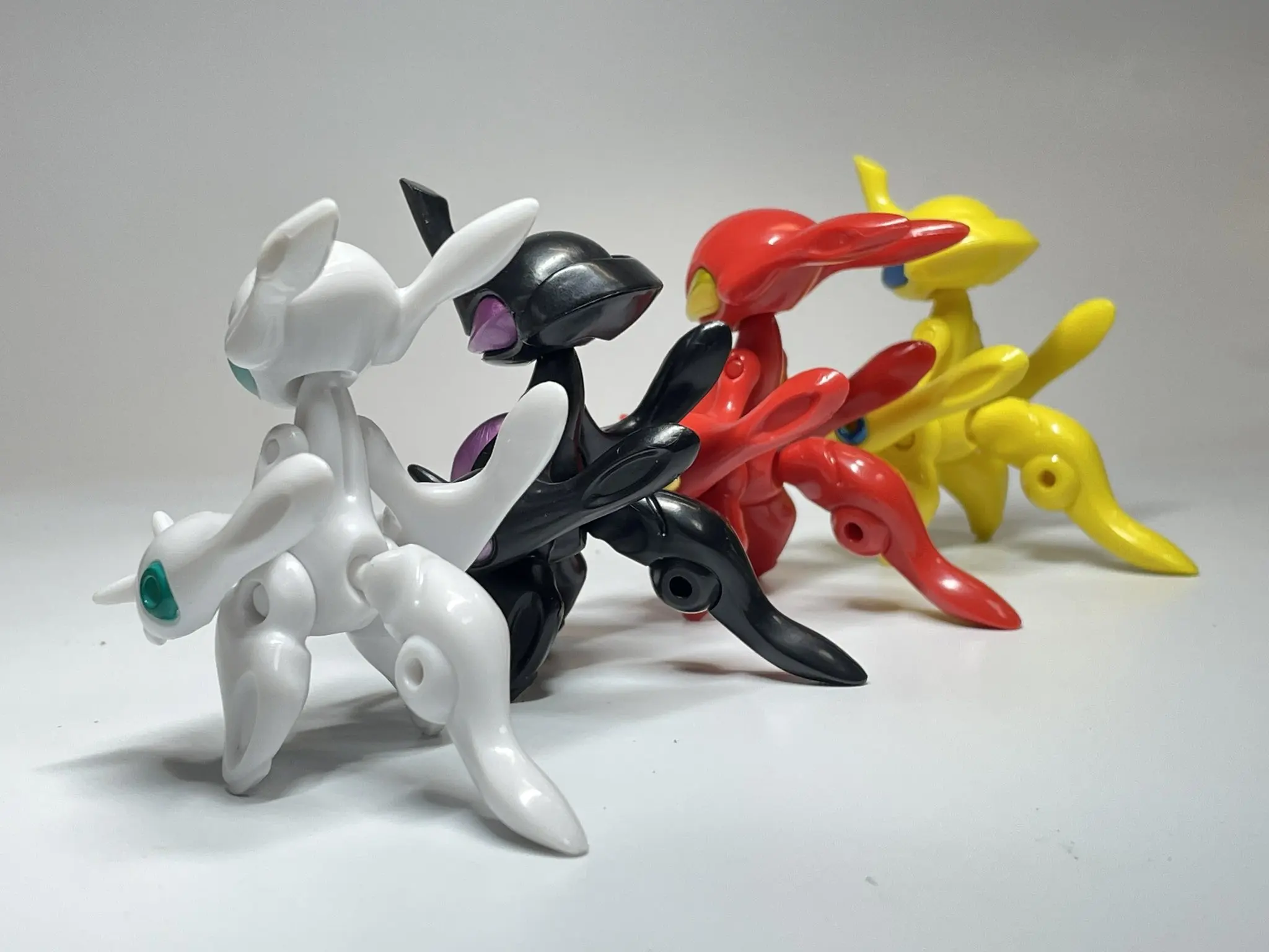 Капсульные игрушки SO-TA Cool  – обзор и цена Model Kit Dragon